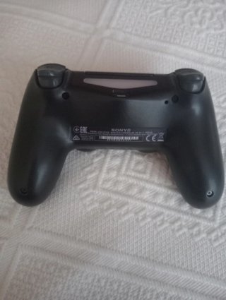 Play Station 4 + 2 Mandos + FIFA 22 y 23
