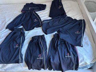 Uniforme Maristas mediterránea