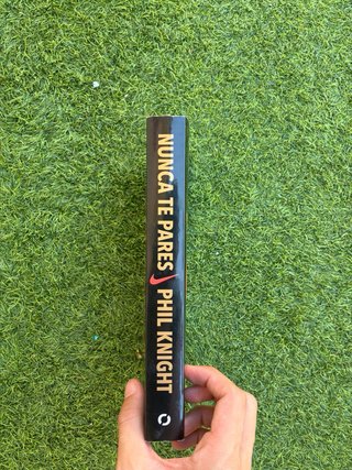 Nunca te pares libro de Phil Knight Nike