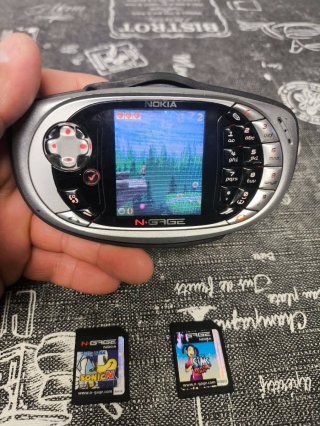 Nokia N-Gage QD + Giochi + Caricatore