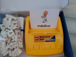 Juego aprender a formar palabras