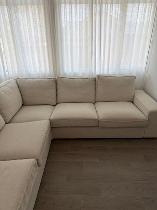 Sofá Esquinero Kivik Beige Poco Uso