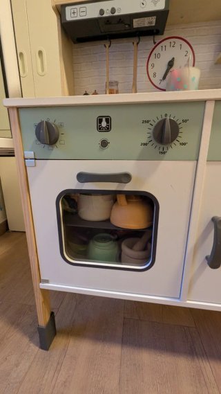 Cocinita de madera infantil