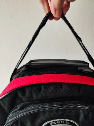Mochila Escolar Preta e Vermelha USA 2000 A.D.