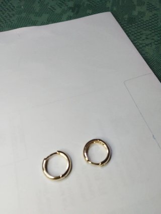 H547 Orecchini uomo cerchietto inox oro 1,7 mm