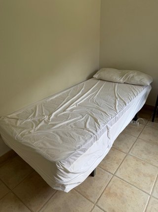 Muebles de habitación (4 unidades) Leer anuncio.