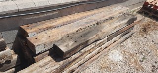 Traviesas de ferrocarril de madera