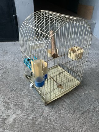 Jaula grande para pájaros