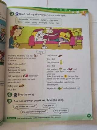 Libro y cuadernillo de ingles Kid ́s Box Level 4