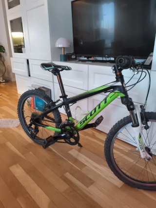 Bici Scott Junior 20