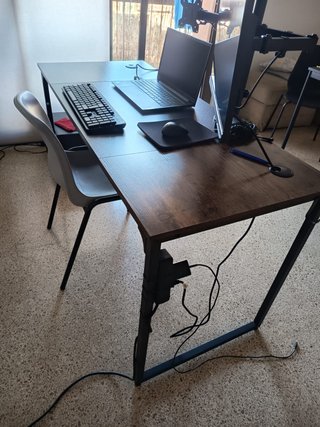 Escritorio de trabajo madera y metal