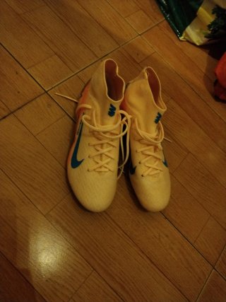 Zapatillas Nike Futbol Naranja y Azul