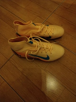 Zapatillas Nike Futbol Naranja y Azul