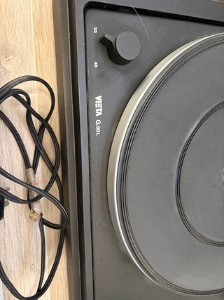 Lote 4 tocadiscos y 1 amplificador