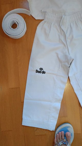 Conjunto Taekwondo Daedo Niño Talla  4-5 años