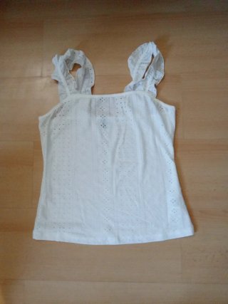 Blusa Shein blanca con volantes