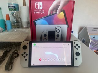 Nintendo Switch OLED Blanca