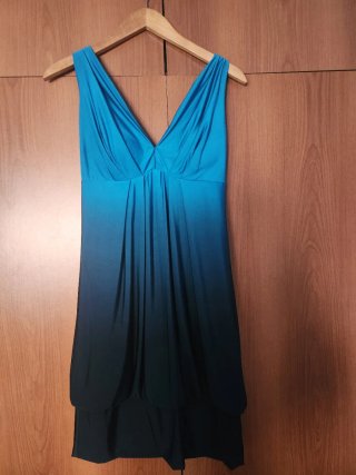 Vestido de fiesta azul degradado