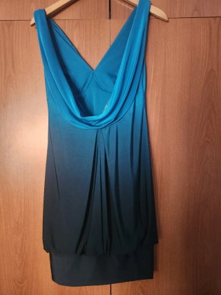 Vestido de fiesta azul degradado