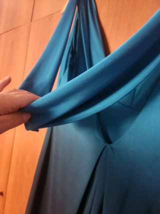 Vestido de fiesta azul degradado