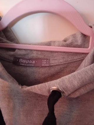 Sudadera Bershka con bajo de camisa