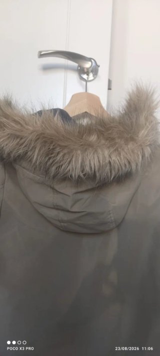 Chaquetón de invierno beige  talla 13-14 años