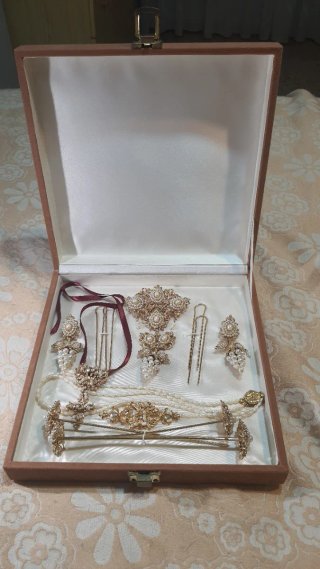 Aderezo Fallera Oro y Perlas