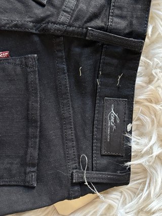 Shorts vaqueros negros Levi’s (Custom) | W25