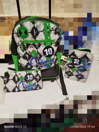 Mochila y neceser Ben 10 Alien Force