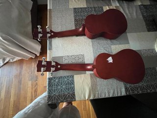 2 Ukeleles Kunde Rojo y Naranja