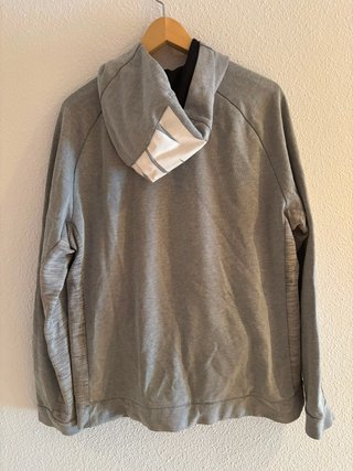 Sudadera Nike Gris