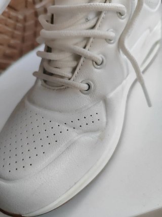Deportivas blancas SWEDEN KLE