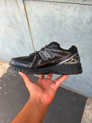 New Balance 1906r Nero/Argento