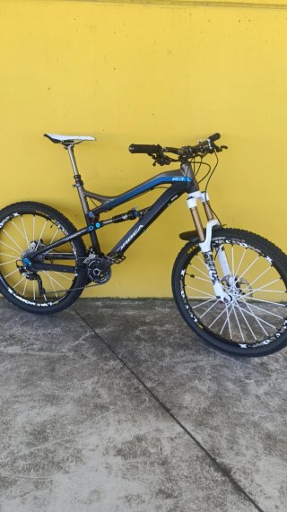 Bicicleta Enduro Orbea Rallon R3
