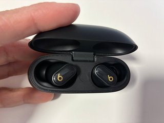 Beats Studio Buds+ Negros Inalámbricos