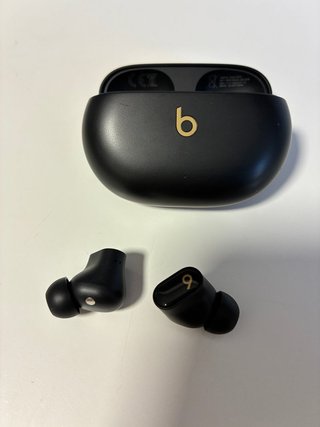 Beats Studio Buds+ Negros Inalámbricos