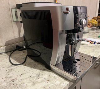 Cafetera Delonghi Magnifica S Smart