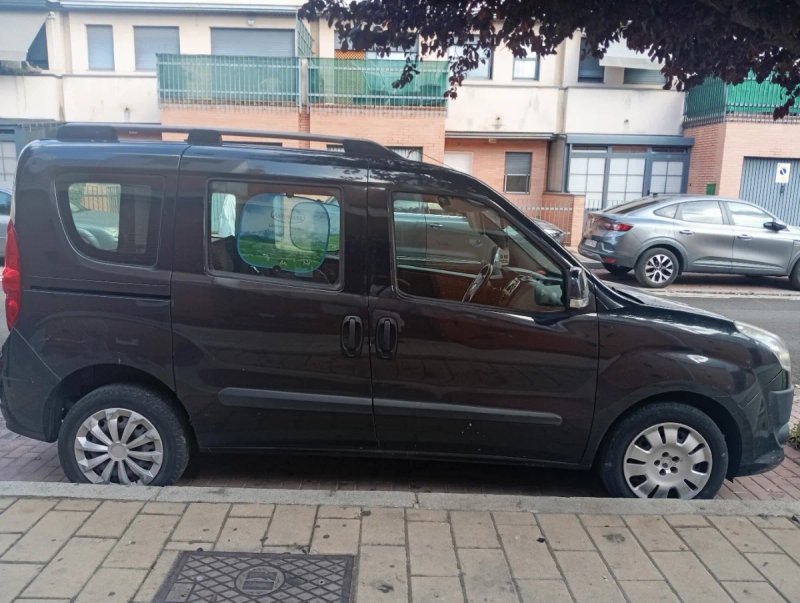 FIAT Doblò 2012 - foto 1