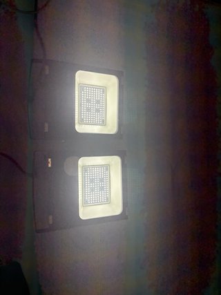 Foco LED Illuminia 100W IP65 Negro