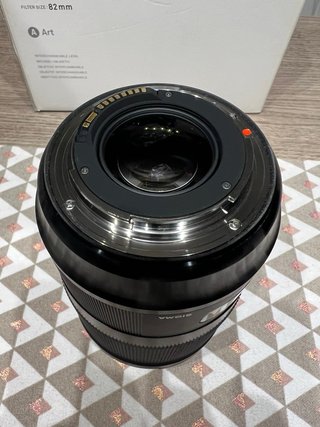 Sigma 40mm f/1.4 DG HSM Art Canon EF