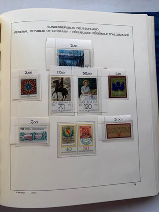 Álbum Sellos Alemania BRD 1972/83 Nuevos** 77 PAG