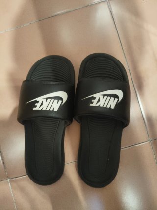 Ciabatte Nike nere