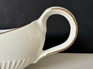🇫🇷 Salsera porcelana con borde dorado