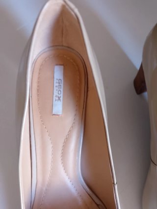 Zapatos Geox Beige Tacón