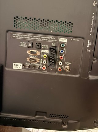 TV LG Negra con Mando y Caja