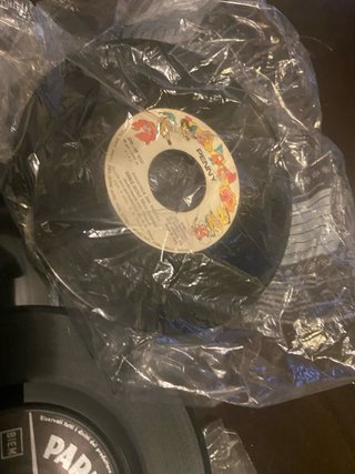 Lotto 40 dischi 45 giri vinile. Da provare
