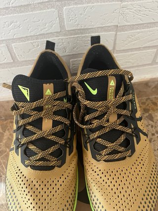 Zapatilla Nike Trail Beige/Verde