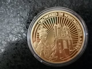 Moneda Jubileo Platino Reina Isabel II