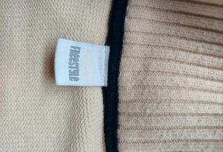 Chaqueta punto beige cremallera cuello alto Talla