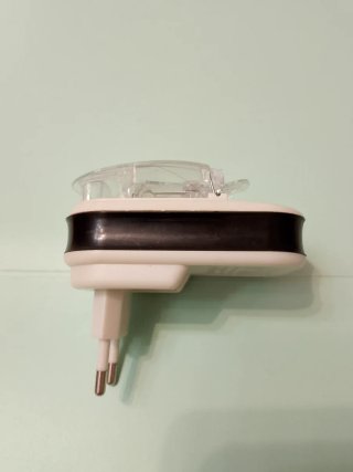 Caricabatterie universale per cellulari